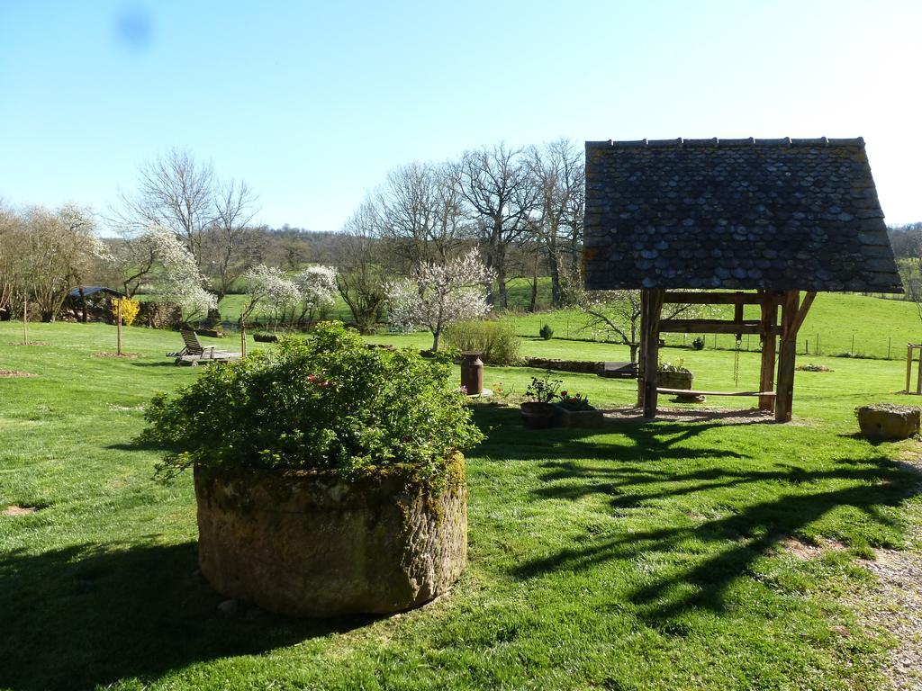 Chambres D'Hotes Du Hameau Les Brunes ボズール エクステリア 写真