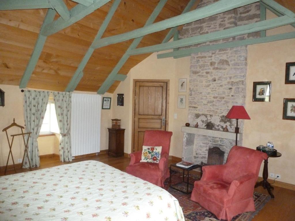 Chambres D'Hotes Du Hameau Les Brunes ボズール 部屋 写真