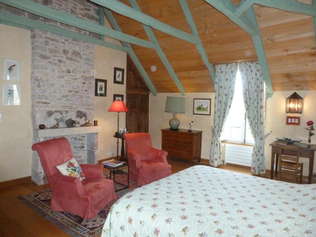 Chambres D'Hotes Du Hameau Les Brunes ボズール 部屋 写真