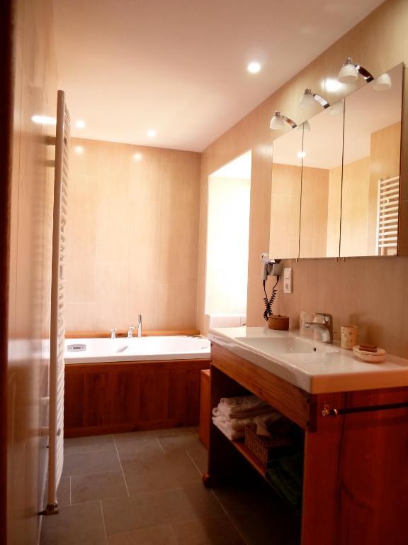 Chambres D'Hotes Du Hameau Les Brunes ボズール 部屋 写真